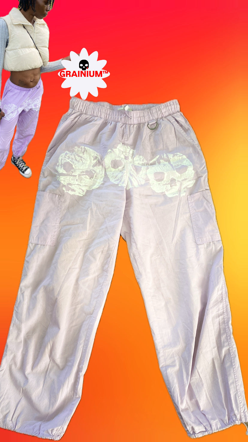 GRAINIUM™ Women’s Cargo Joggers – Skull Fade Lavender